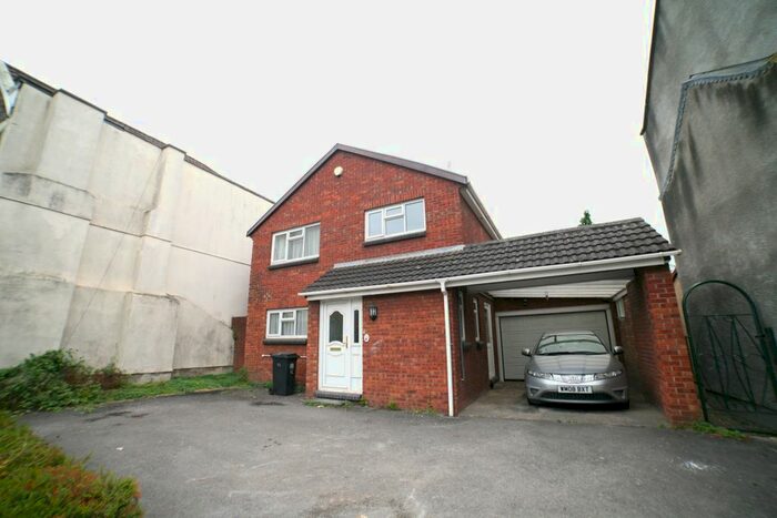 4 Bedroom Detached House To Rent In Bishopsworth Road, Bristol, BS13