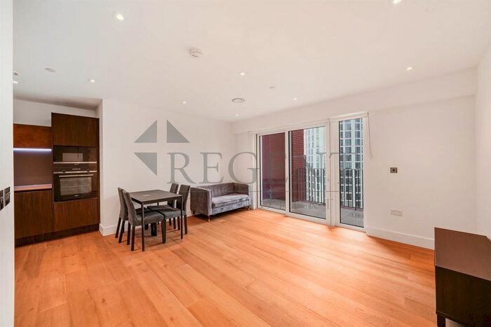 1 Bedroom Flat To Rent In Keybridge Capital, Exchange Gardens, SW8