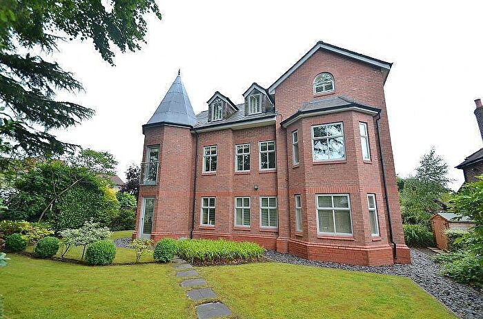2 Bedroom Apartment To Rent In Hunston Road, Sale, M33