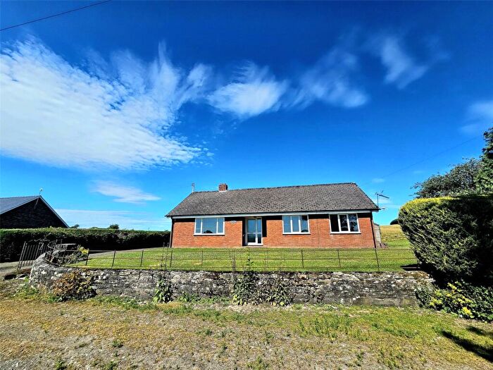 3 Bedroom Bungalow To Rent In Brilley, Whitney On Wye, HR3
