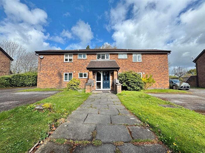 Studio For Sale In Pinewood Court, Brackenwood Mews, Wilmslow, SK9