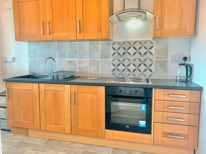 2 Bedroom Flat To Rent In Caerleon Road, Newport NP19