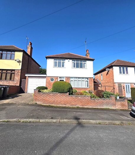 3 Bedroom Detached House To Rent In First Avenue, Carlton, Nottingham, NG4