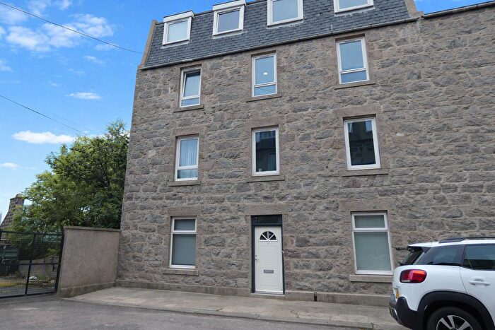3 Bedroom Flat For Sale In Colville Place, Aberdeen, AB24