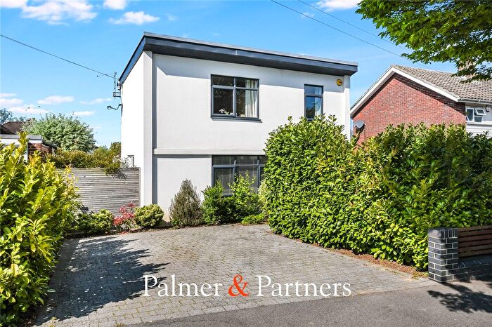 4 Bedroom Detached House For Sale In Chignal Road, Chelmsford, Essex, CM1