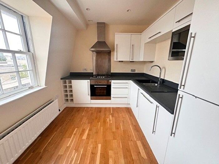 2 Bedroom Property To Rent In Southgate Street, Bath, BA1