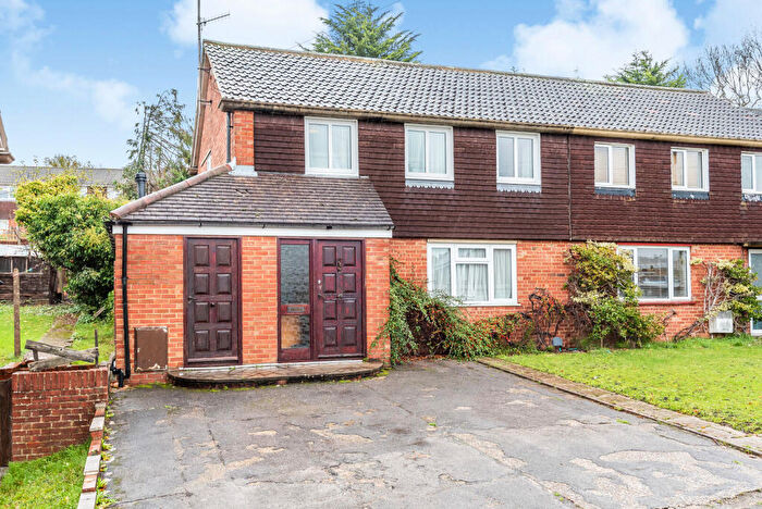 5 Bedroom Semi Detached House To Rent In Cabell Road, Guildford, GU2