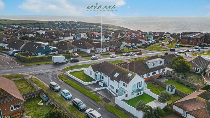 5 Bedroom Detached House For Sale In Oaklands Avenue, Saltdean, BN2