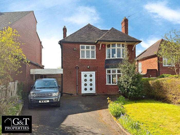 3 Bedroom Detached House For Sale In Timbertree Road, Cradley Heath, B64