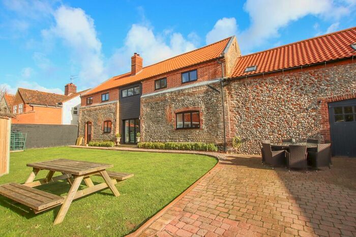 4 Bedroom Barn For Sale In Church Street, Litcham, PE32