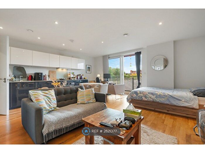 Studio To Rent In Station House, London, SE8