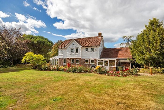 4 Bedroom Detached House For Sale In Goudhurst Road, Flishinghurst, Cranbook, Kent, TN17