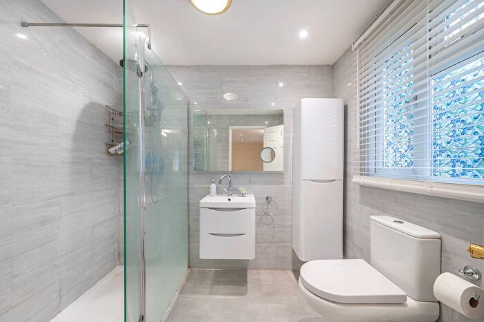 Studio To Rent In Eastcote Avenue, Sudbury, Greenford, UB6