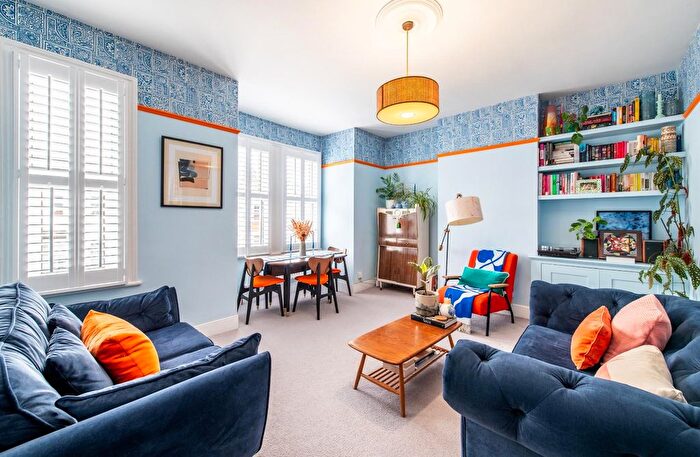 1 Bedroom Flat For Sale In Gerda Road, New Eltham, SE9