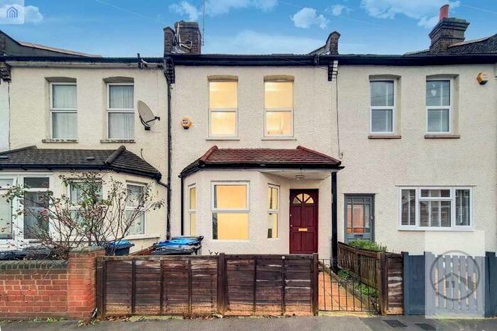 4 Bedroom Terraced House To Rent In Wiltshire Road, Thornton Heath, CR7
