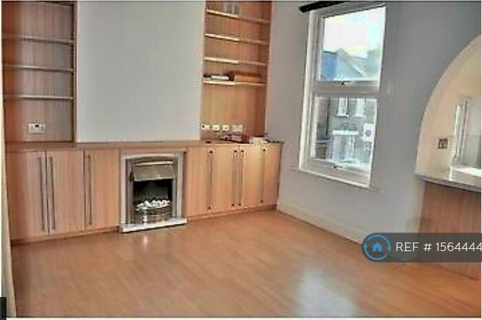 1 Bedroom Maisonette To Rent In Crown Road, Morden, SM4