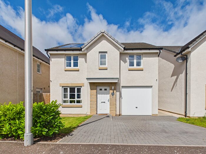 4 Bedroom Detached House For Sale In Ormond Avenue, Wallyford, EH21