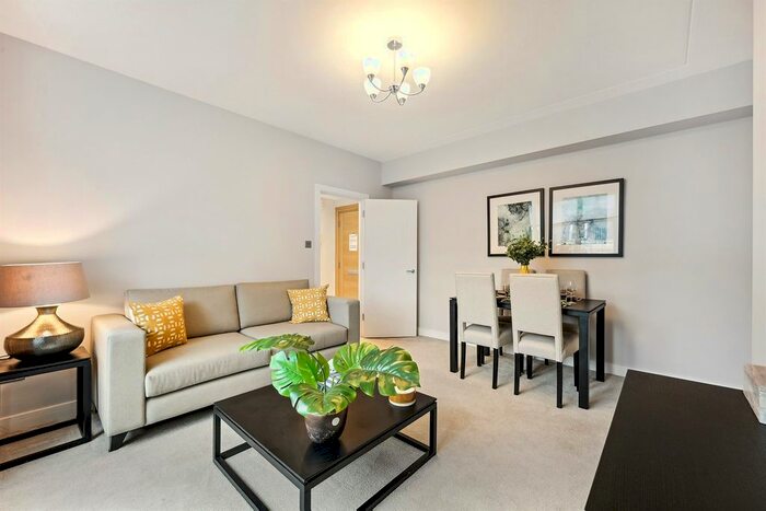 1 Bedroom Flat To Rent In Richmond Court, Sloane Street, London, SW1X