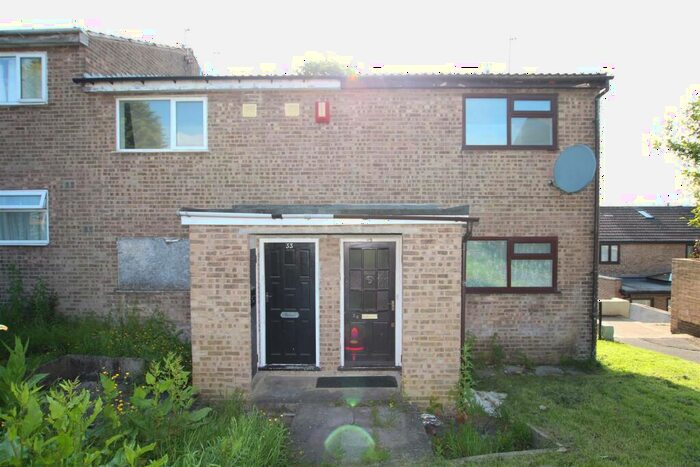 1 Bedroom Apartment To Rent In Glenbrook Drive, Bradford, BD7