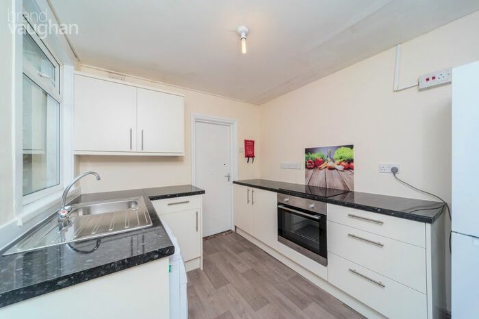 4 Bedroom Terraced House To Rent In Bear Road, Brighton, BN2