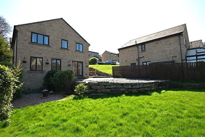 4 Bedroom Detached House For Sale In , Stratton Close, Rastrick, Brighouse, HD6