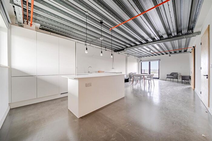 2 Bedroom Flat To Rent In District Lofts, Climate Innovation District, LS9