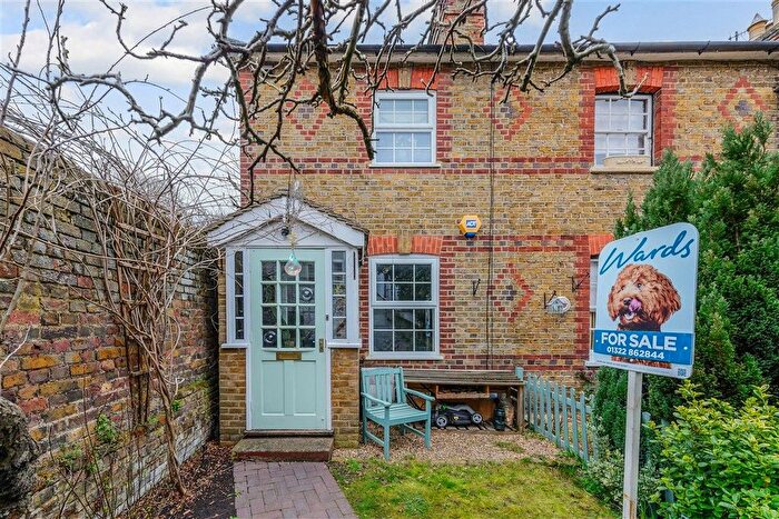 2 Bedroom End Terrace House For Sale In High Street, Eynsford, Kent, DA4