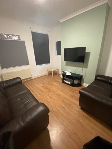 4 Bedroom Terraced House To Rent In Bigham Road, Liverpool, L6
