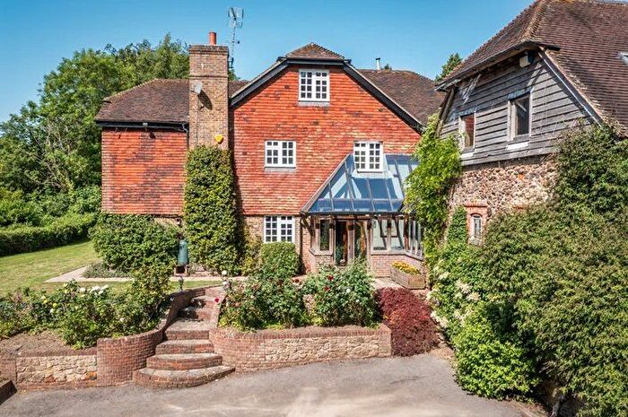 Detached House To Rent In Nutbourne Lane, Nutbourne, Pulborough, West Sussex, RH20