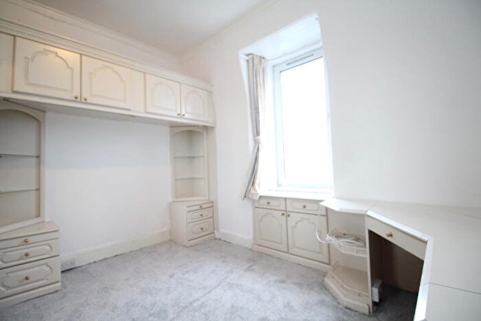 2 Bedroom Flat To Rent In A East King Street, Flat / Helensburgh, G84