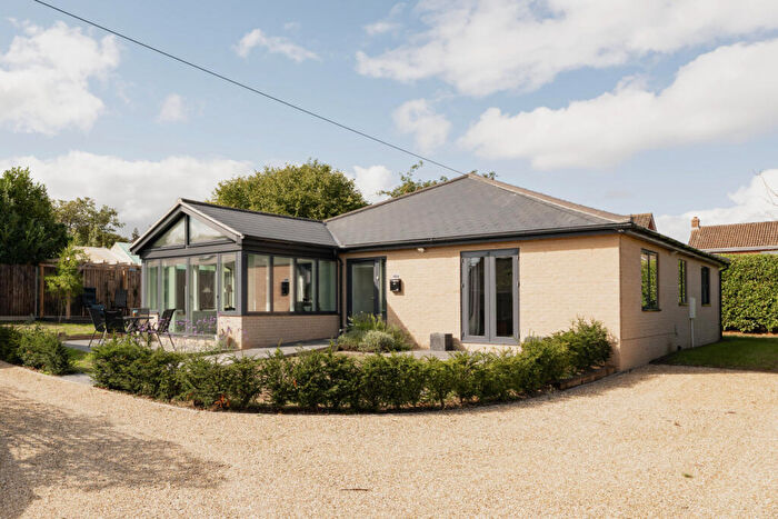 3 Bedroom Bungalow For Sale In Taverham Road, Drayton, Norwich, Norfolk, NR8