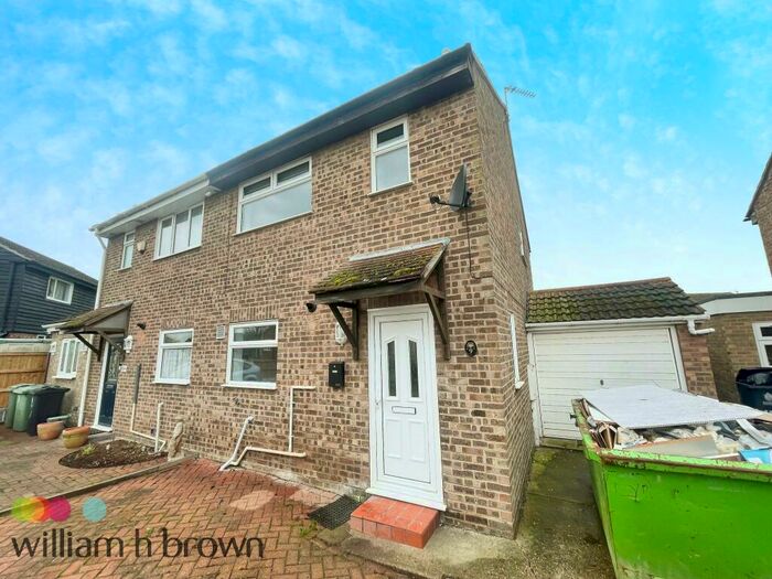 3 Bedroom House To Rent In Smythe Close, Clacton-On-Sea, CO16