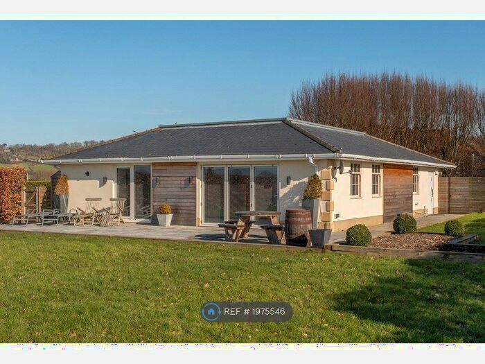 3 Bedroom Bungalow To Rent In Avon Lane, Saltford, Bristol, BS31