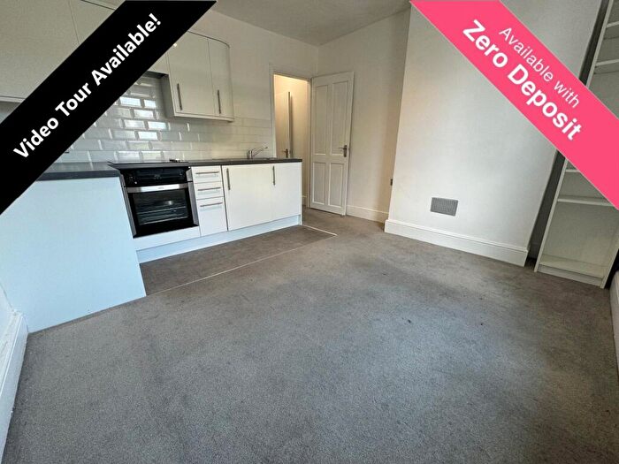 1 Bedroom Flat To Rent In Wimborne Road, Bournemouth, BH9