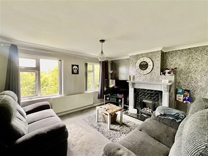 2 Bedroom Flat For Sale In Mason Avenue, Swallownest, Sheffield, S26