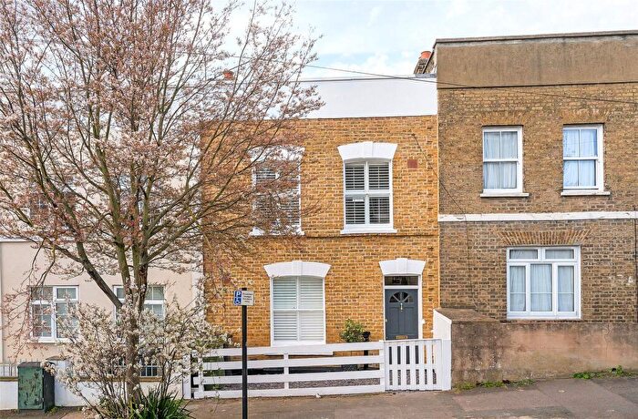 3 Bedroom Terraced House For Sale In Birkbeck Hill, London, SE21