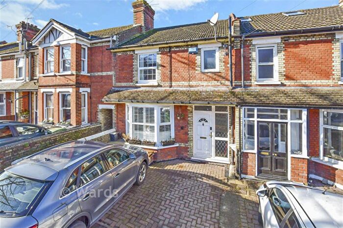 3 Bedroom Terraced House For Sale In St. Philip's Avenue, Maidstone, Kent, ME15