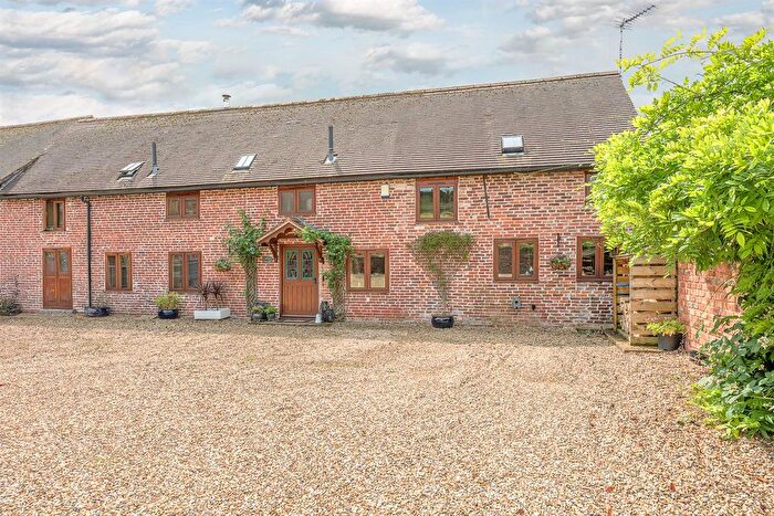 3 Bedroom Semi-Detached House For Sale In Dunsley Manor Farm Barns, Dunsley Road, Kinver, DY7