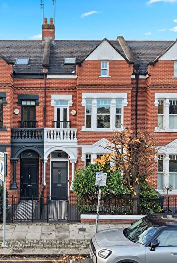 5 Bedroom Terraced House For Sale In Altenburg Gardens, London, SW11