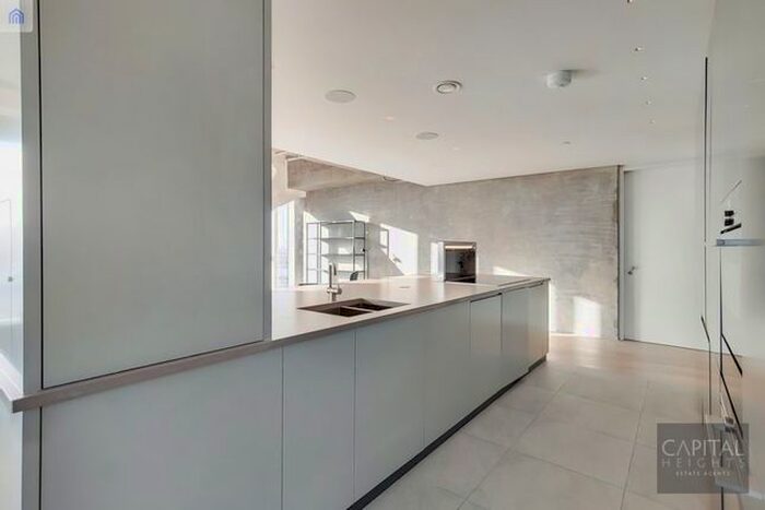 2 Bedroom Flat To Rent In Manhattan Loft Gardens, 20 International Way, London E20