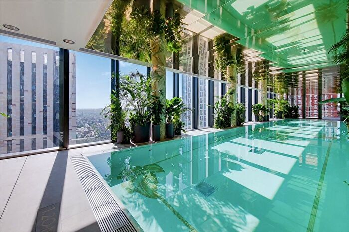 2 Bedroom Flat To Rent In Bondway, London, SW8