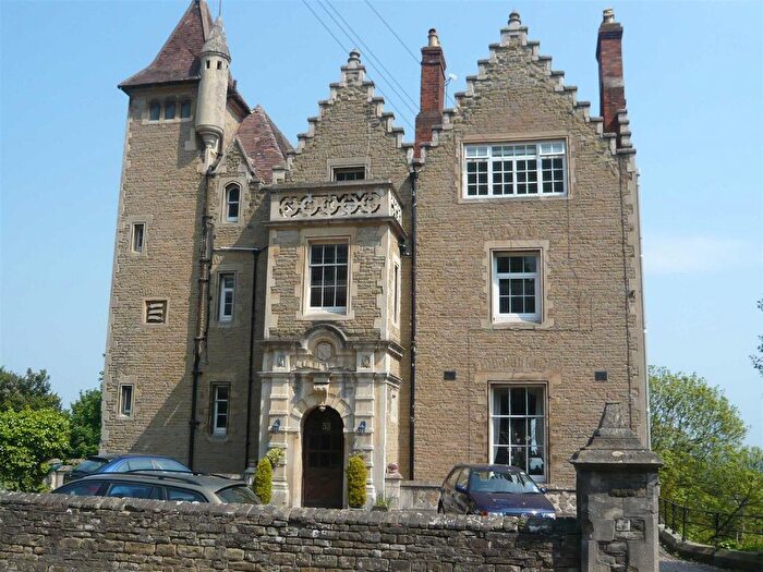 3 Bedroom Flat To Rent In Abbey Road, Malvern, WR14