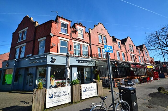 2 Bedroom Flat To Rent In Chorlton, Manchester, Manchester, M21