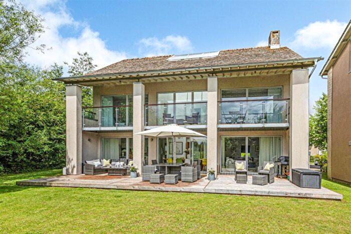 5 Bedroom House For Sale In Lower Mill Estate, Somerford Keynes, Cirencester, GL7