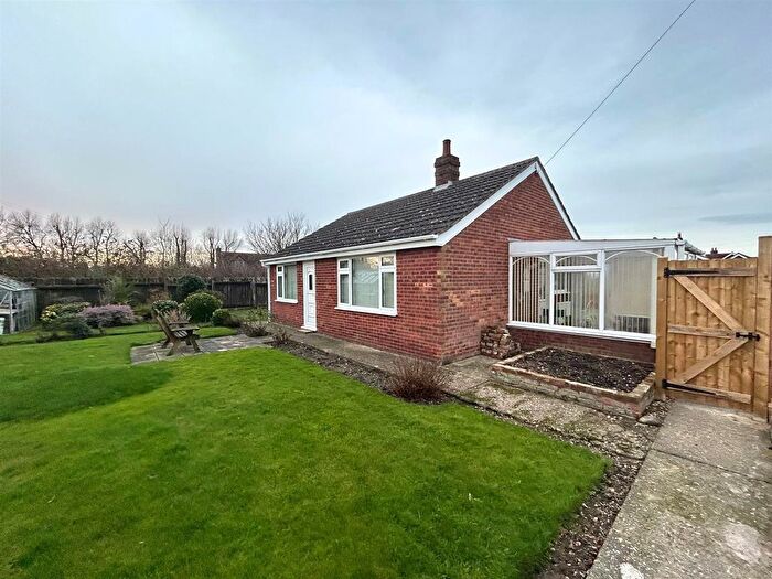 2 Bedroom Detached Bungalow To Rent In School Lane, North Somercotes, Louth, LN11
