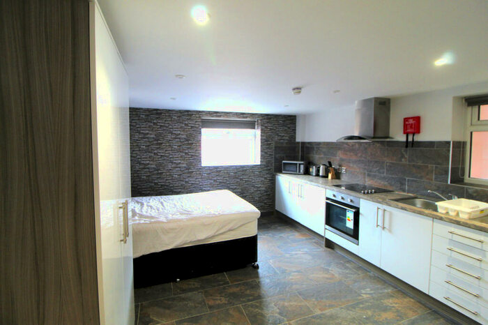 Studio To Rent In Gulson Lodge, Coventry, West Midlands, CV1