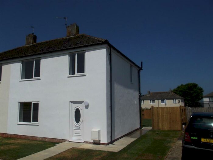 3 Bedroom House To Rent In St. Eval, PL27