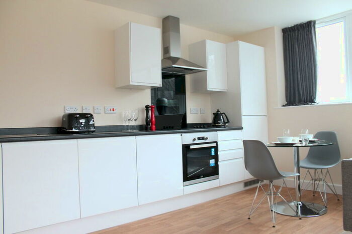 2 Bedroom Flat To Rent In Castle Court, The Minories, Dudley, DY2