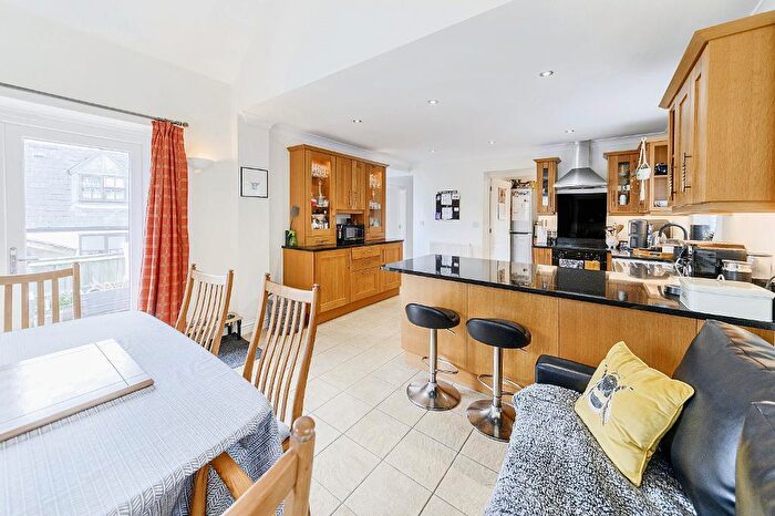 4 Bedroom Detached House For Sale In Church End, Thurleigh Bedford, MK44