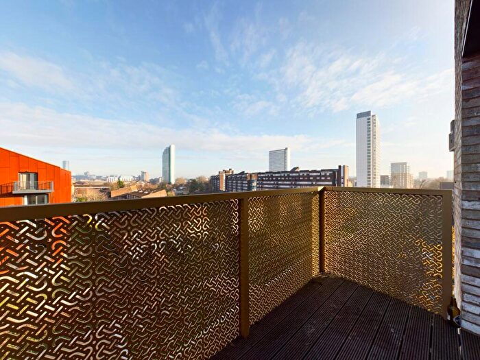 2 Bedroom Flat To Rent In Nyland Court, Naomi Street, SE8